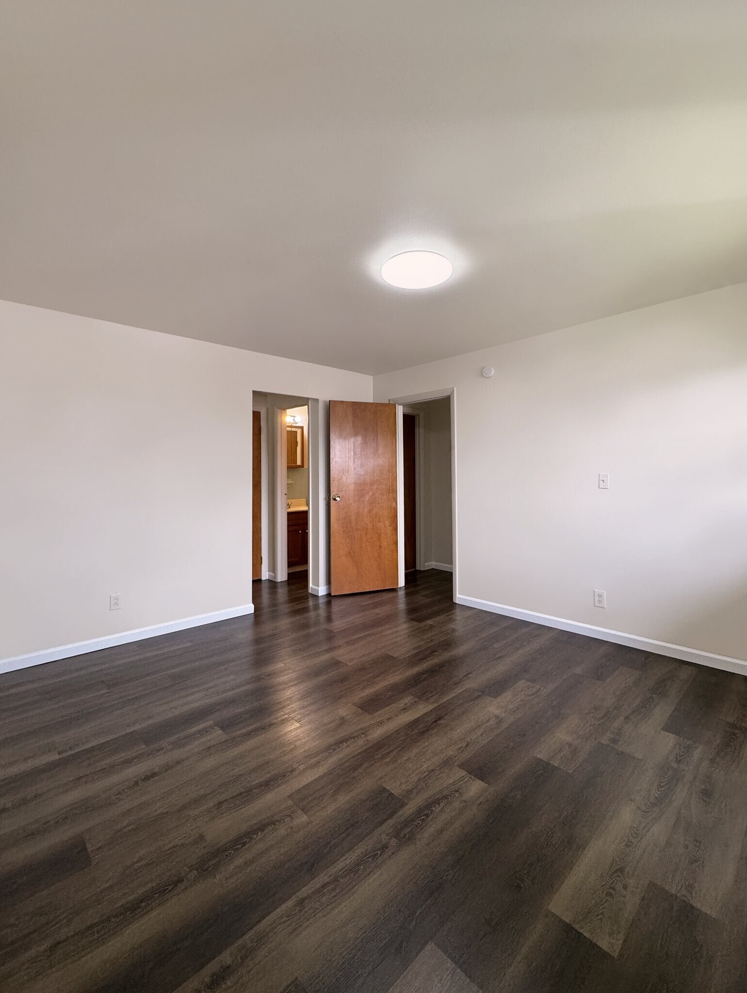 Building Photo - 2811 Parkman Rd NW