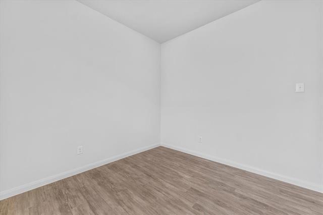 Building Photo - 113 Oriole Dr