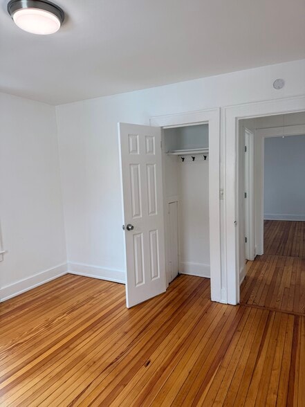 Building Photo - 30 Clark St