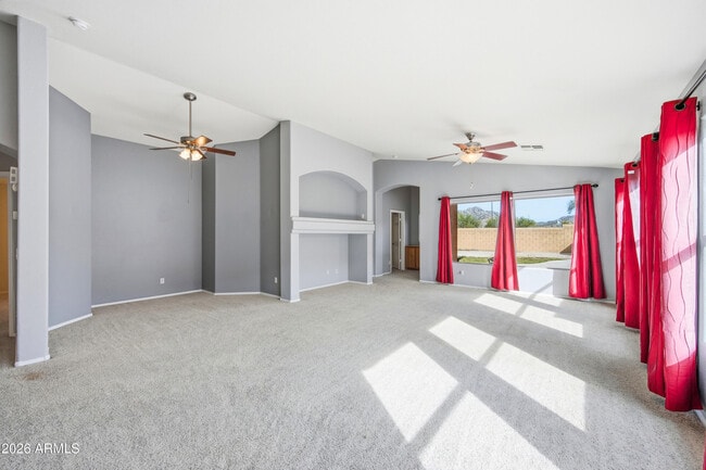 Building Photo - 12675 S 175th Ave