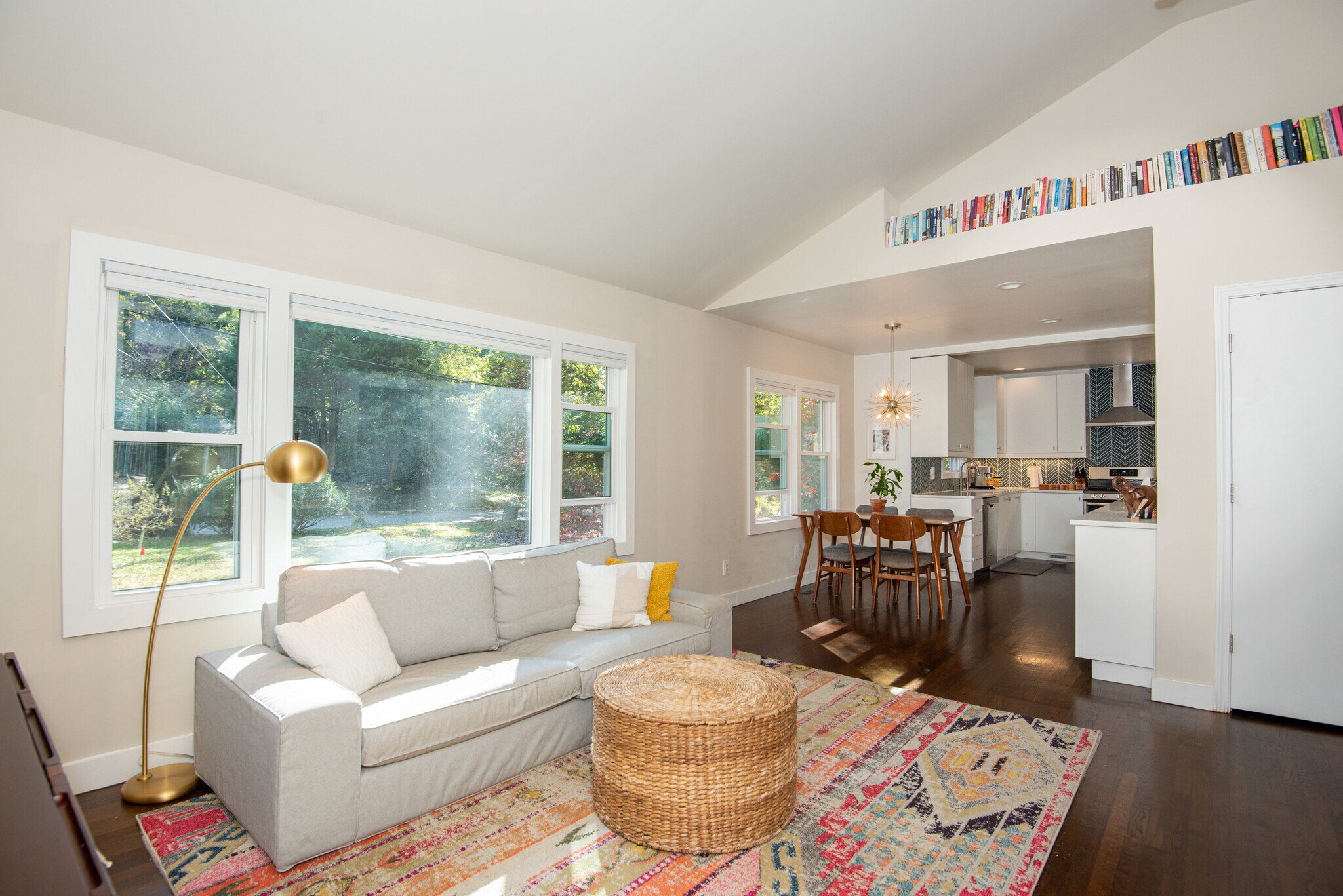 Building Photo - 1096 Oakfield Dr SE