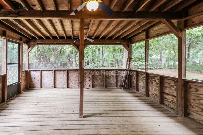 Building Photo - 175 Highland Cir