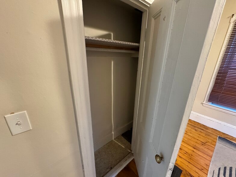 Building Photo - 377 Highland Ave