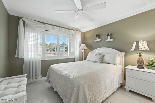 Building Photo - 26000 Hickory Blvd