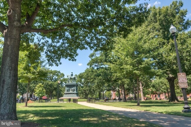 Building Photo - 1530 14th St NW