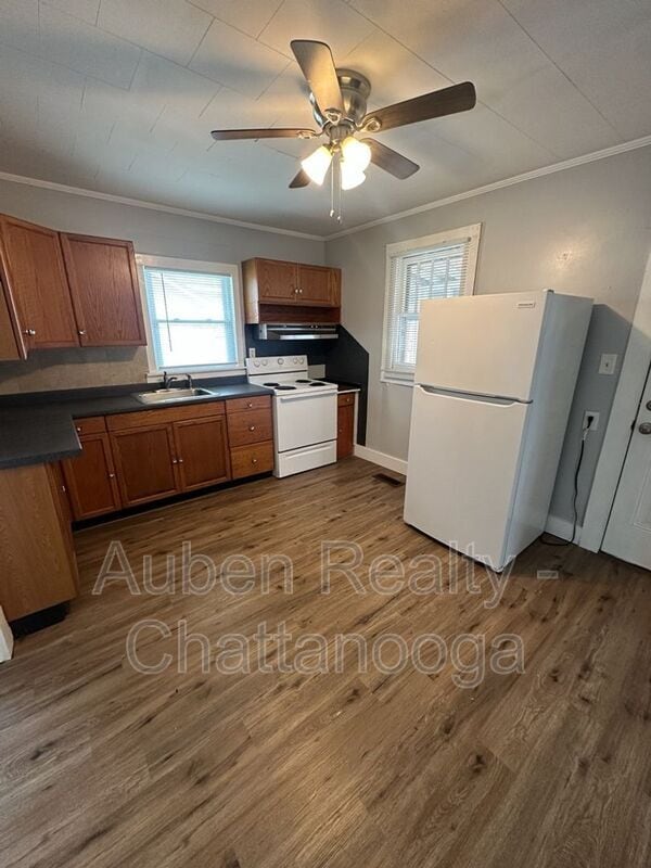 Building Photo - 67 Hargrave Rd