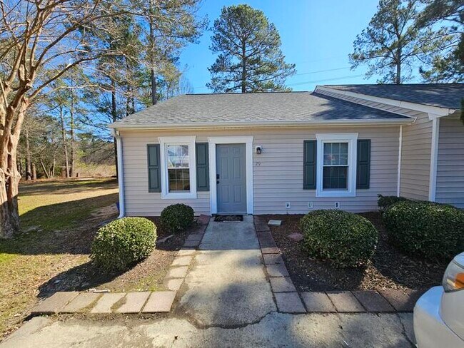 Building Photo - Furnished Mid term Rental