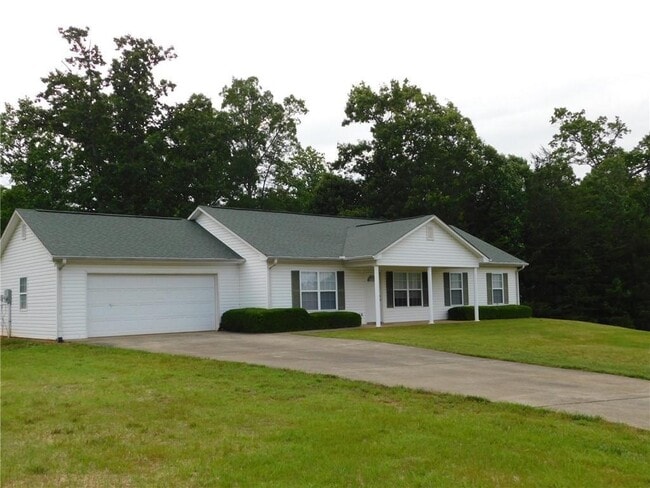 Building Photo - 13 Vista Ct