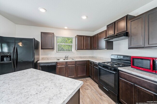 Building Photo - 5502 Rosillo Hill