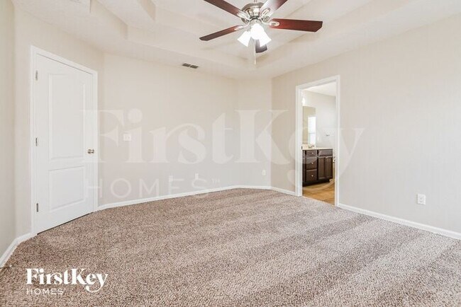 Building Photo - 3912 S Trapani Dr