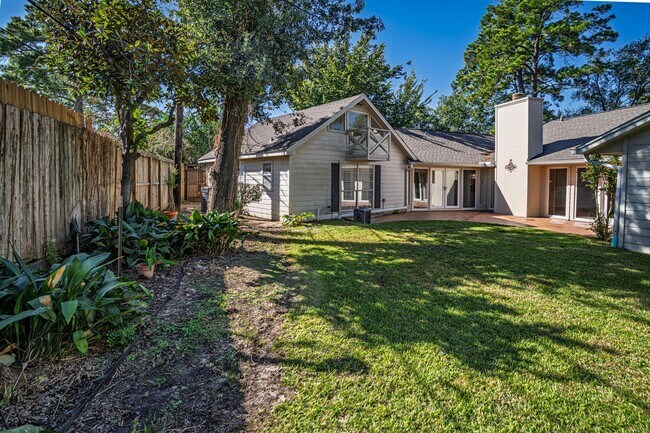 Building Photo - 12127 Tara Dr