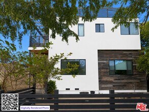 Building Photo - 3256 Cabrillo Blvd