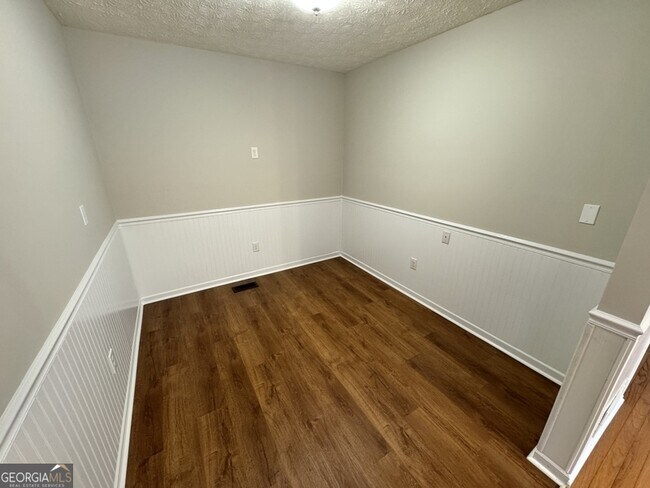 Building Photo - 45 Gentry Dr