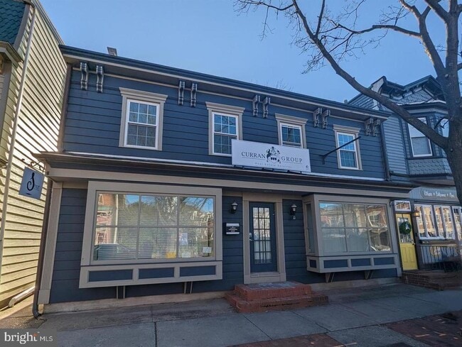 Building Photo - 306 Farnsworth Ave