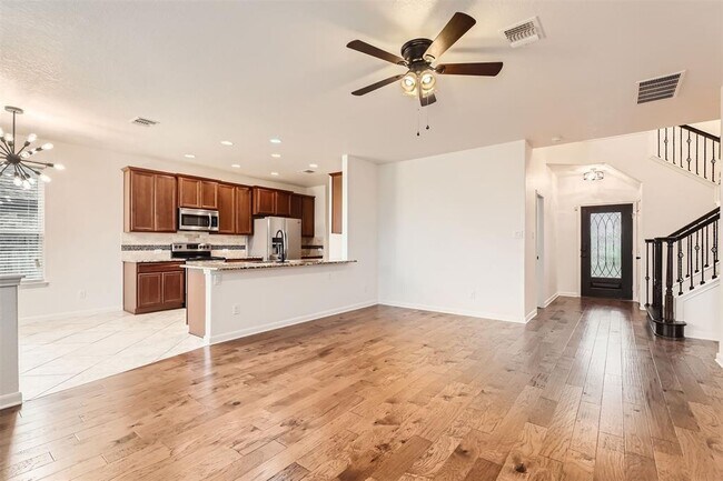 Building Photo - 2330 Blake Way