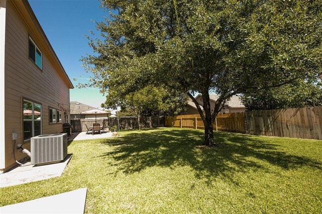 Building Photo - 3713 Blue Cat Way