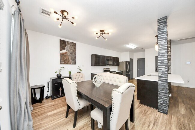 Building Photo - 18611 Cooper Ravine Wy