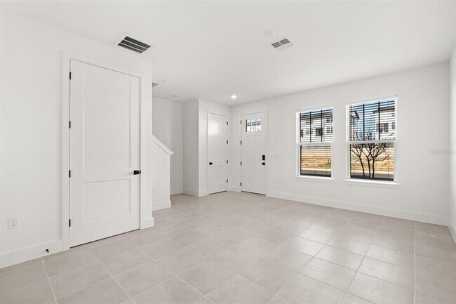 Building Photo - 15244 Groveside Rd