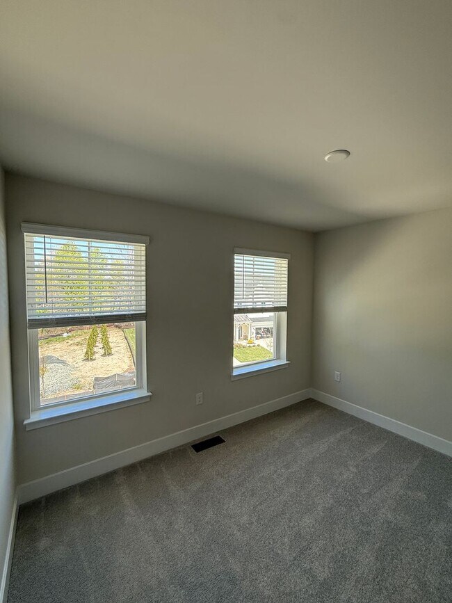 Building Photo - Modern Townhome with Golf Course Views & 2-Car Garage- Cambridge, MD