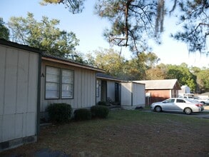 Building Photo - 3106SUND