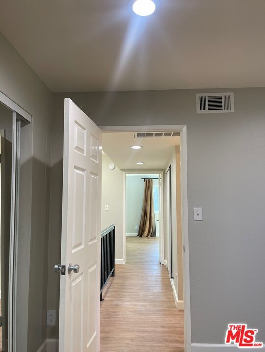 Building Photo - 7327 Willoughby Ave