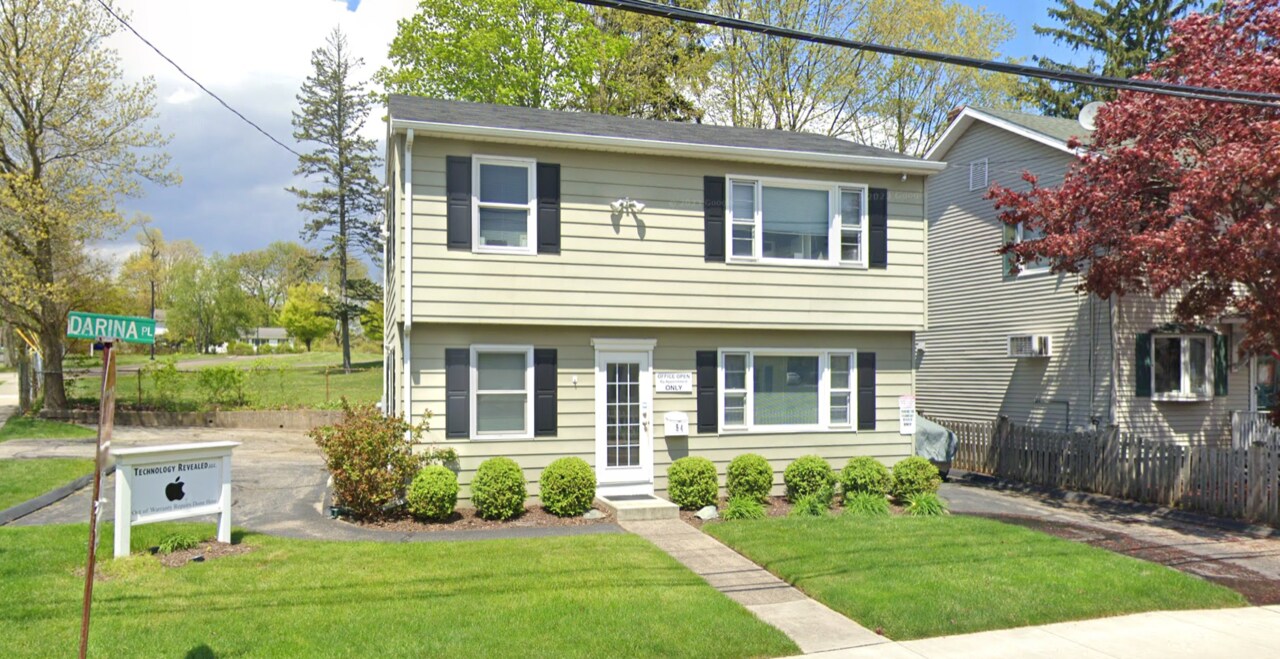 1 Block from Milford Green - 56 Darina Pl