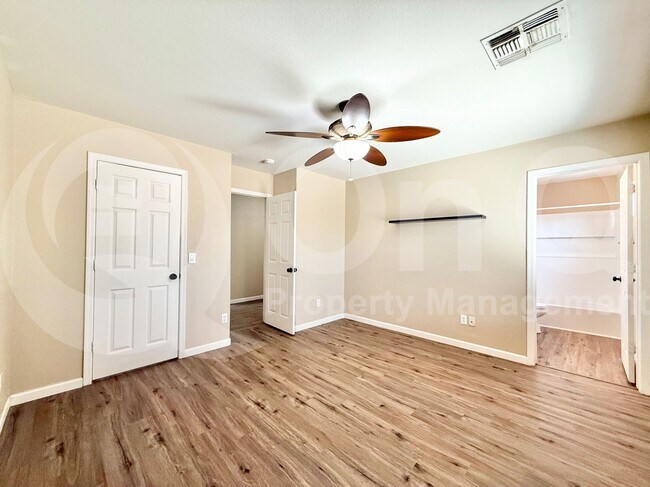Building Photo - 1793 E Pinto Dr