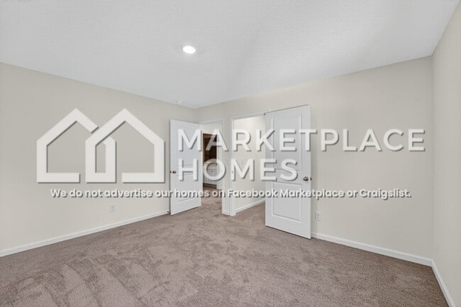 Building Photo - 305 Eclipse Ln