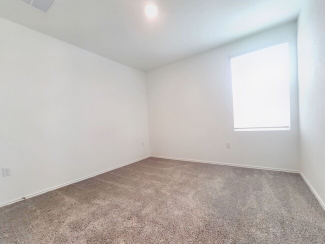 Building Photo - 7232 Dancing Wind Ln