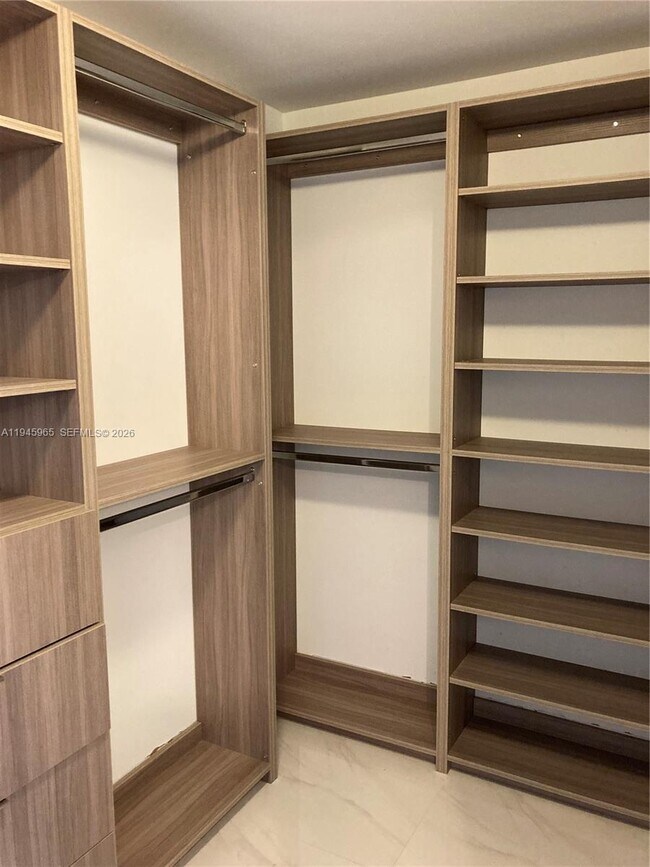 Building Photo - 16385 Biscayne Blvd