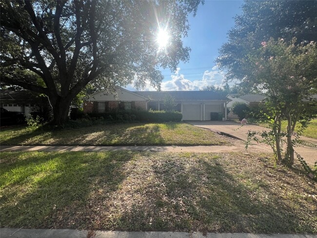 Primary Photo - 7214 Redding Rd