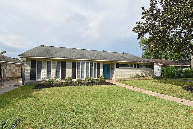 Building Photo - 2410 Del Norte St