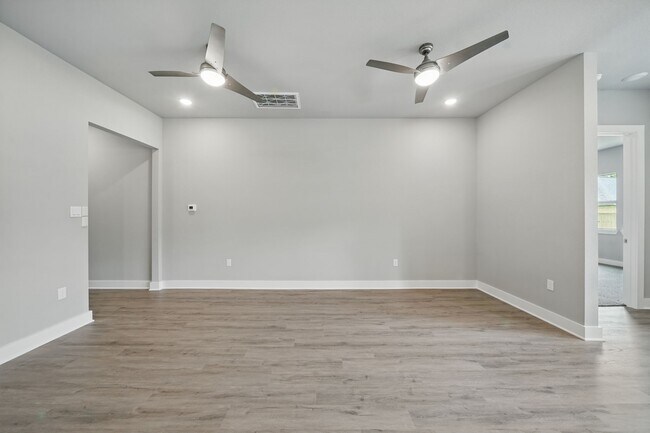 Building Photo - 3502 McBride St