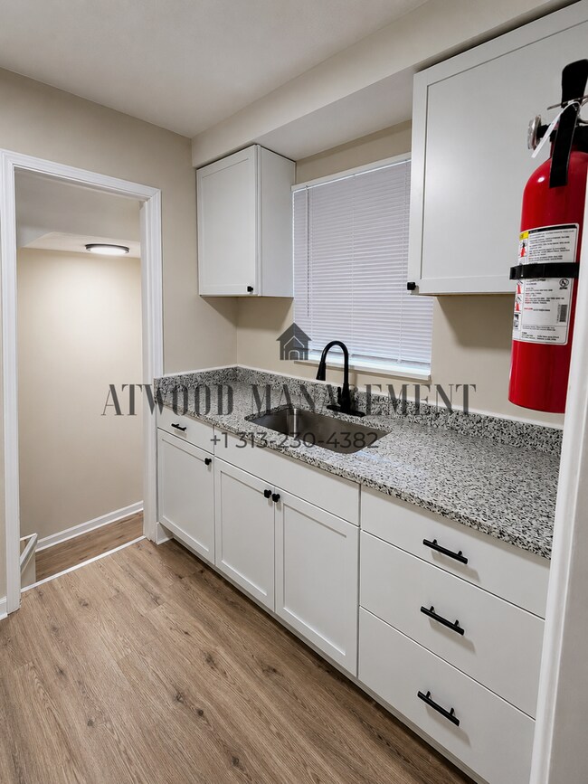 Building Photo - Coming Soon – Beautifully Updated Home *Coming Soon (Move-in ready by 6/10 or Sooner)*!