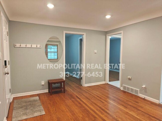 Building Photo - 5349 Campbell St