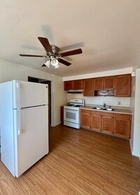 Building Photo - 104 Hinchey Ave