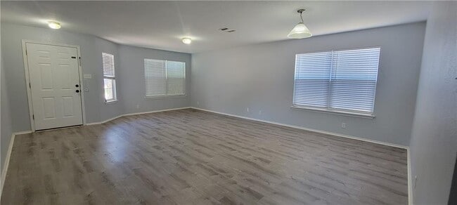 Building Photo - 749 Marino Ct