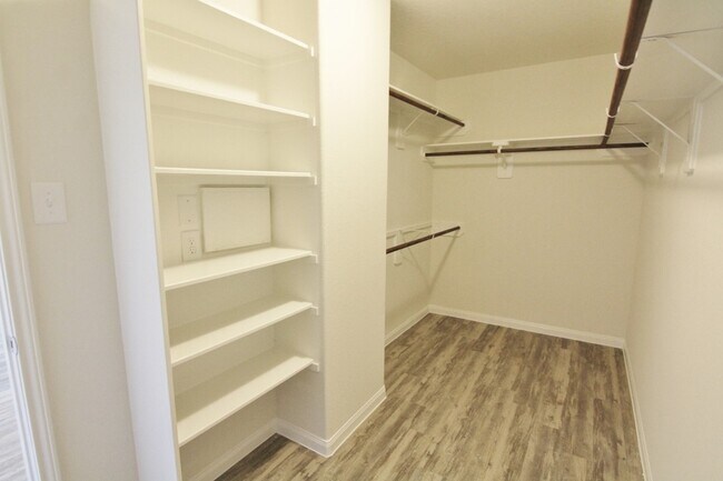 Building Photo - 18106 Bethany Manor Ct