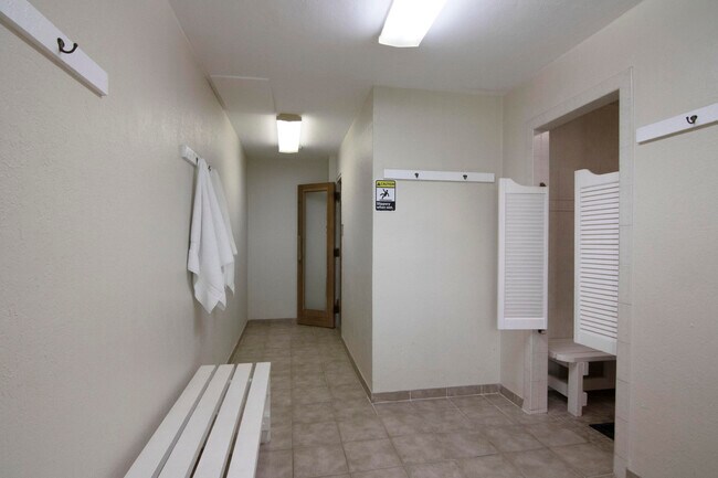 Building Photo - 3570 S Ocean Blvd