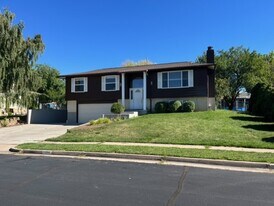 Building Photo - 1398 Heather Dr