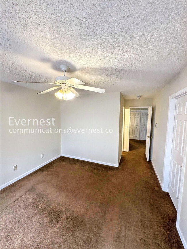 Building Photo - PROMO: Enjoy your 2nd month rent-free rent when you sign the lease today! 3 Bed, 2.5 Bath Home wi...