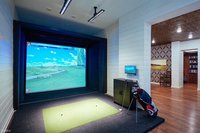 Building Photo - 812 Inverness Ave