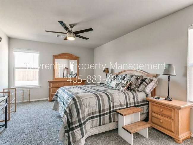 Building Photo - 1636 Eighty-Niner Ter
