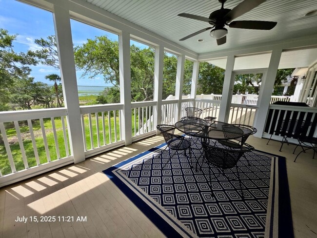 Building Photo - Executive 4 bedroom in Hamlin Plantation w...