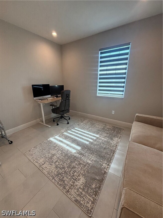 Building Photo - 2653 Seychelles Cir