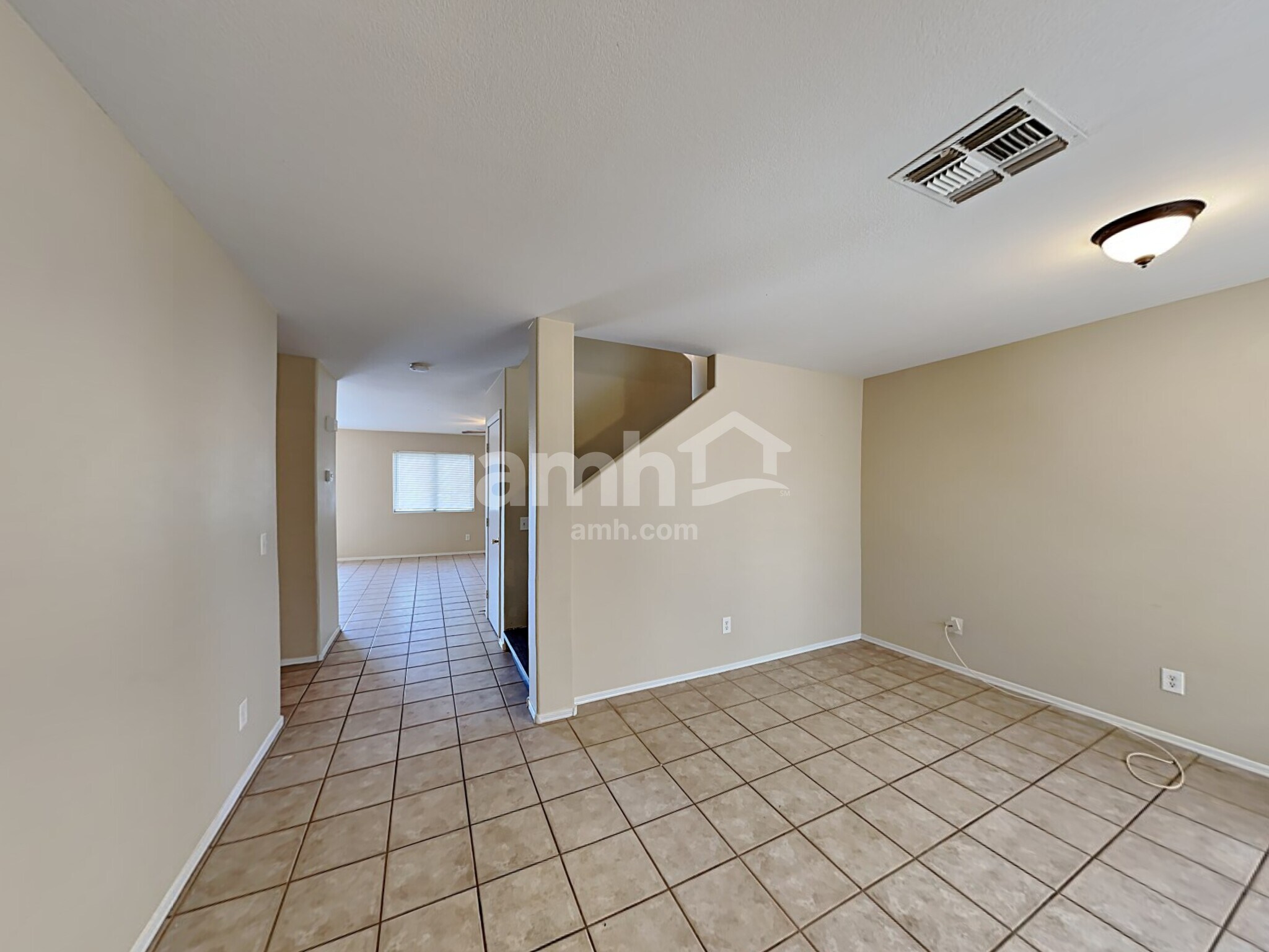 Building Photo - 1102 E Renegade Trl