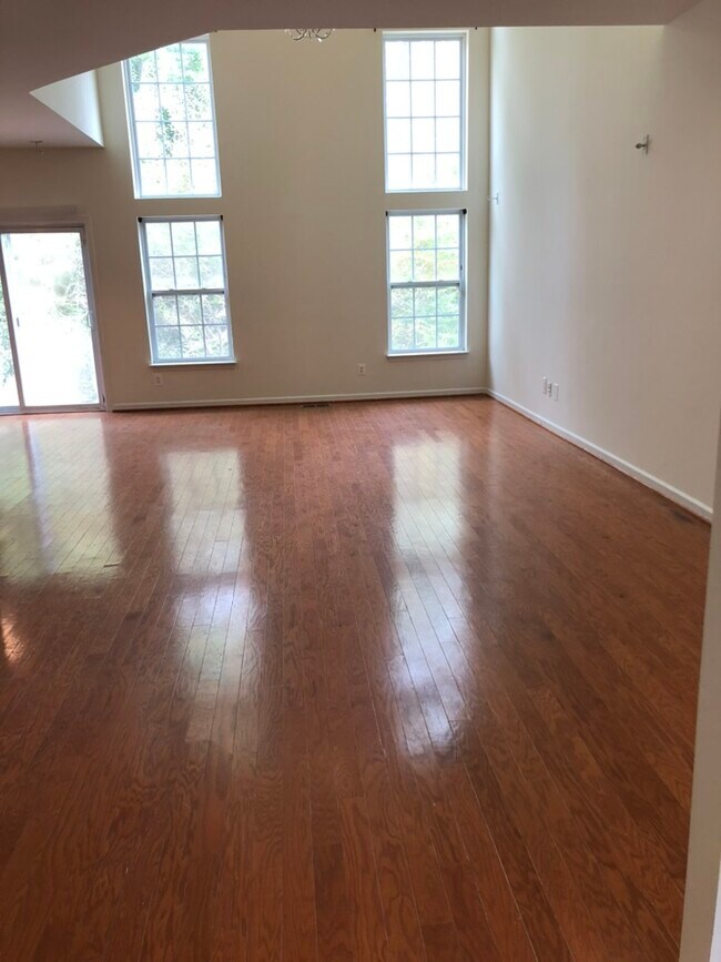 Building Photo - 4875 Atlas Cedar Way