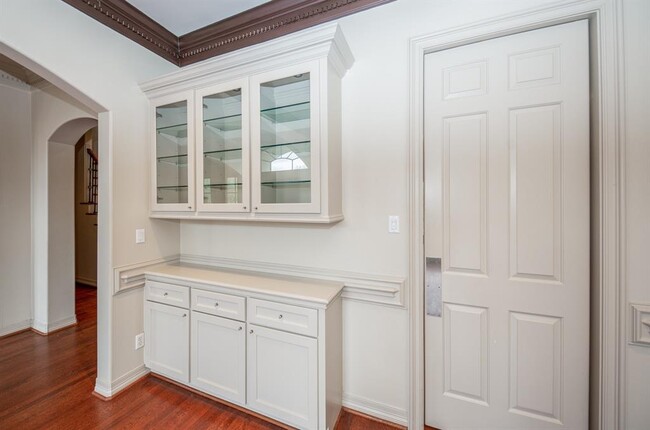Building Photo - 3515 Durness Way