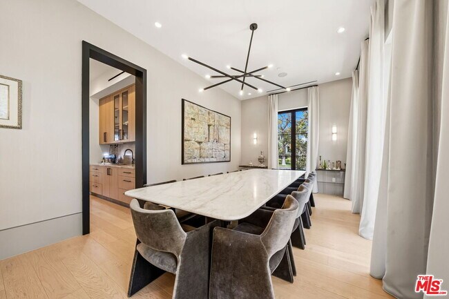 Building Photo - 9206 Monte Mar Dr