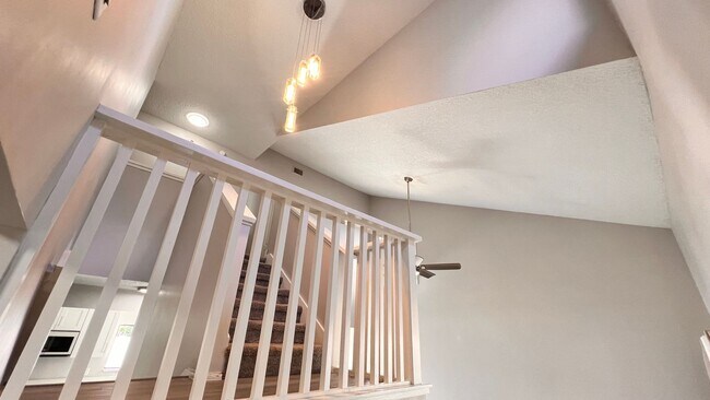 Building Photo - Charming Orlando Retreat – 3BR, 2BA Single-Family Home! WASHER & DRYER INCLUDED!